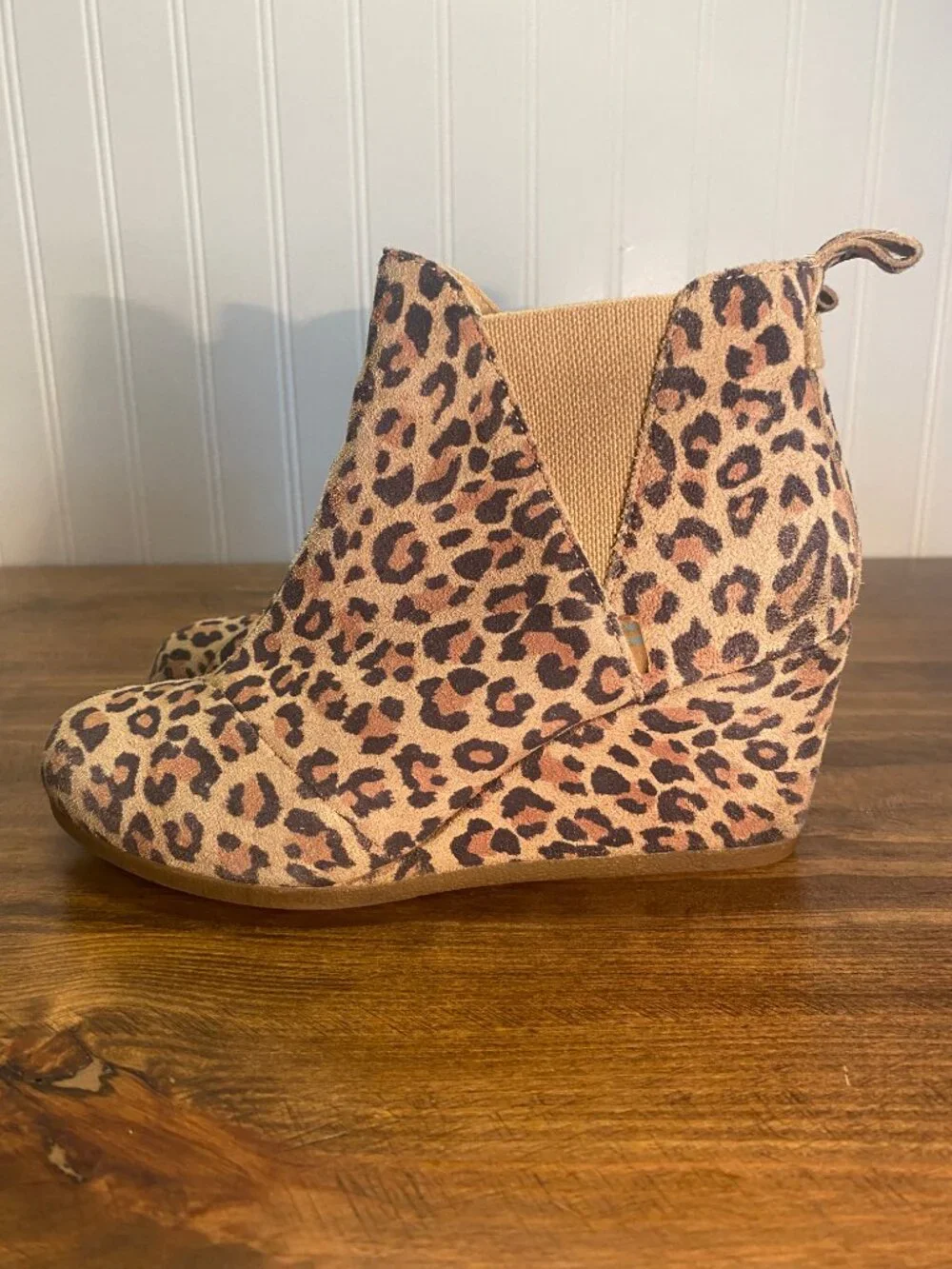 TOMS - Leopard Print Suede Wedge Ankle Booties - Women's Size 6.5